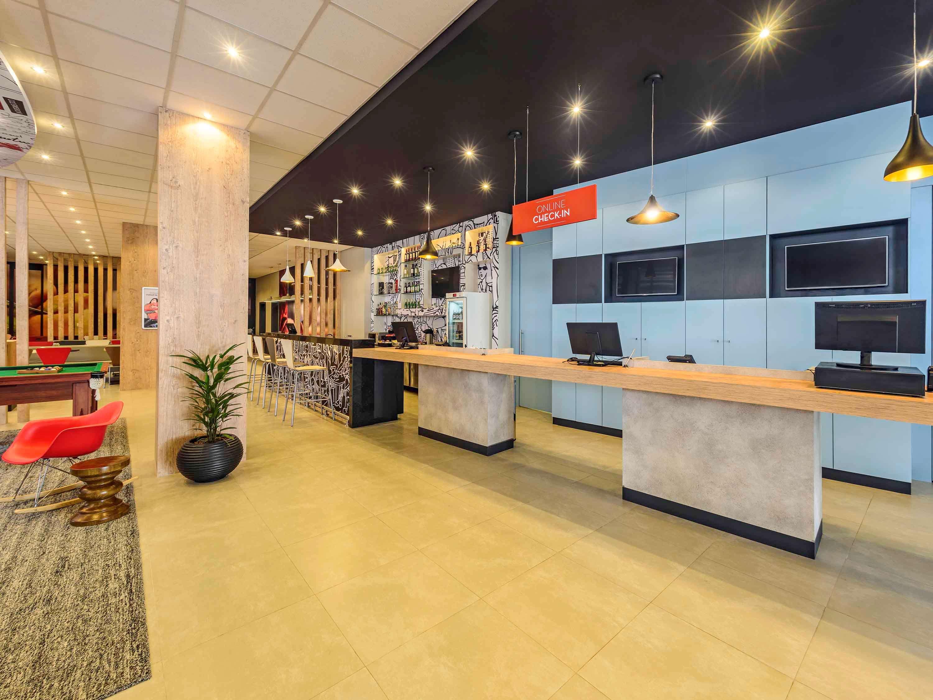 ホテル Ibis Jacareí エクステリア 写真