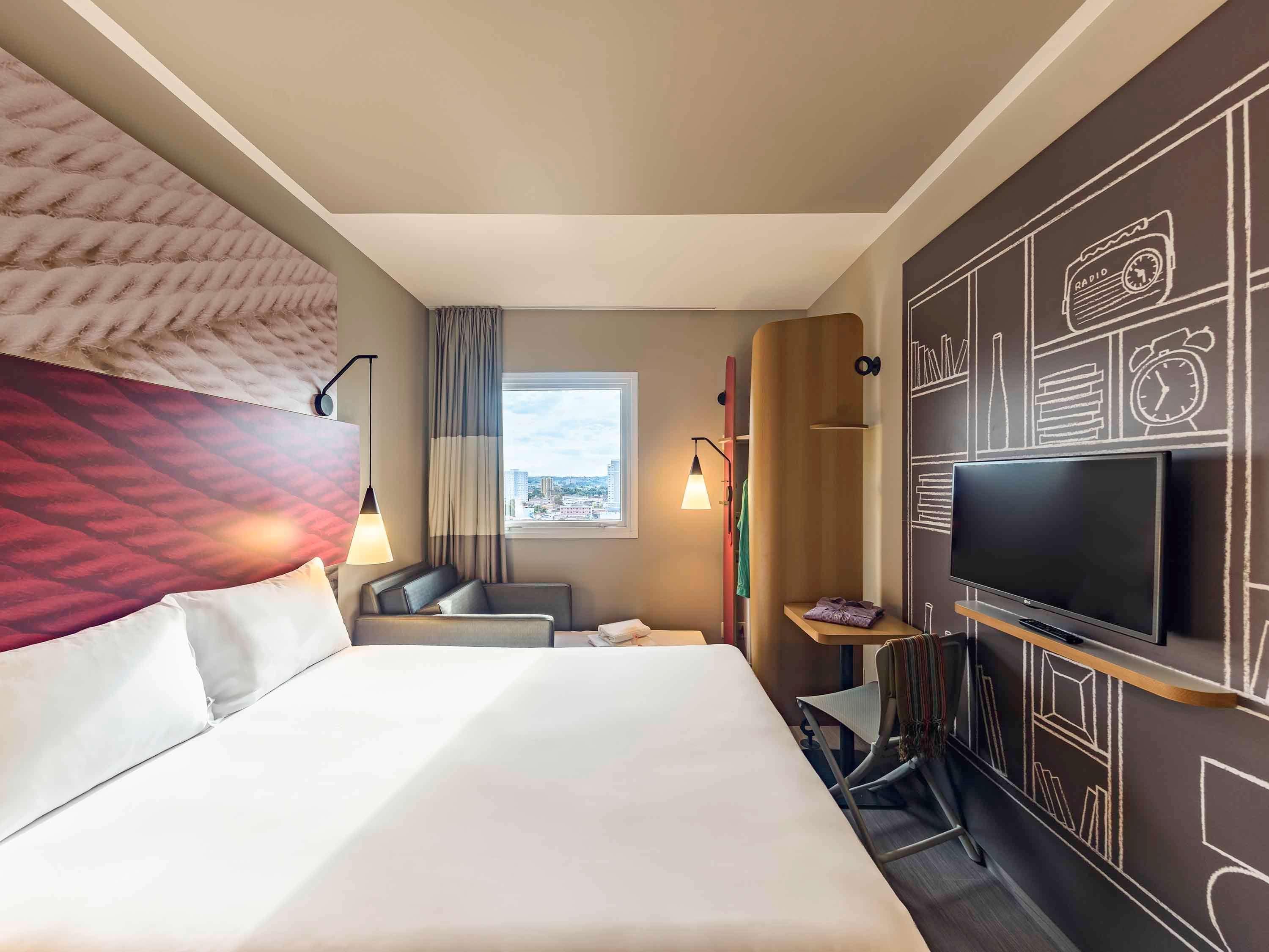 ホテル Ibis Jacareí エクステリア 写真