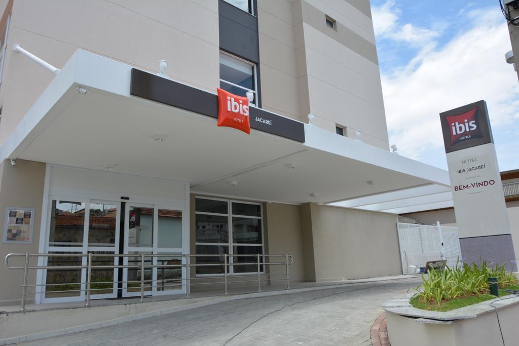 ホテル Ibis Jacareí エクステリア 写真